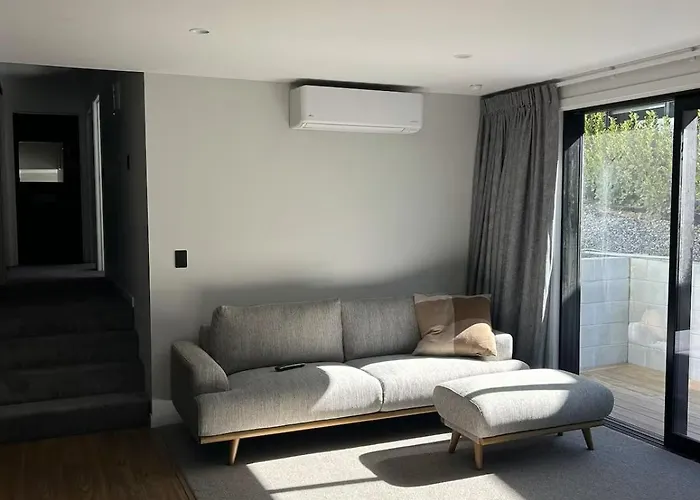 Vakantiehuis Sunny And Stylish On Aubrey *