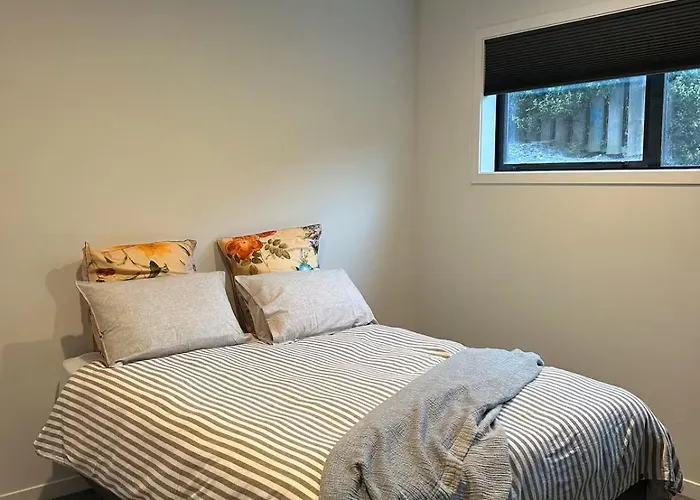 Vakantiehuis Sunny And Stylish On Aubrey Wanaka